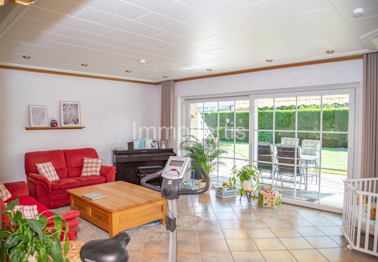 Exklusives Zweifamilienhaus mit Turmaussicht
