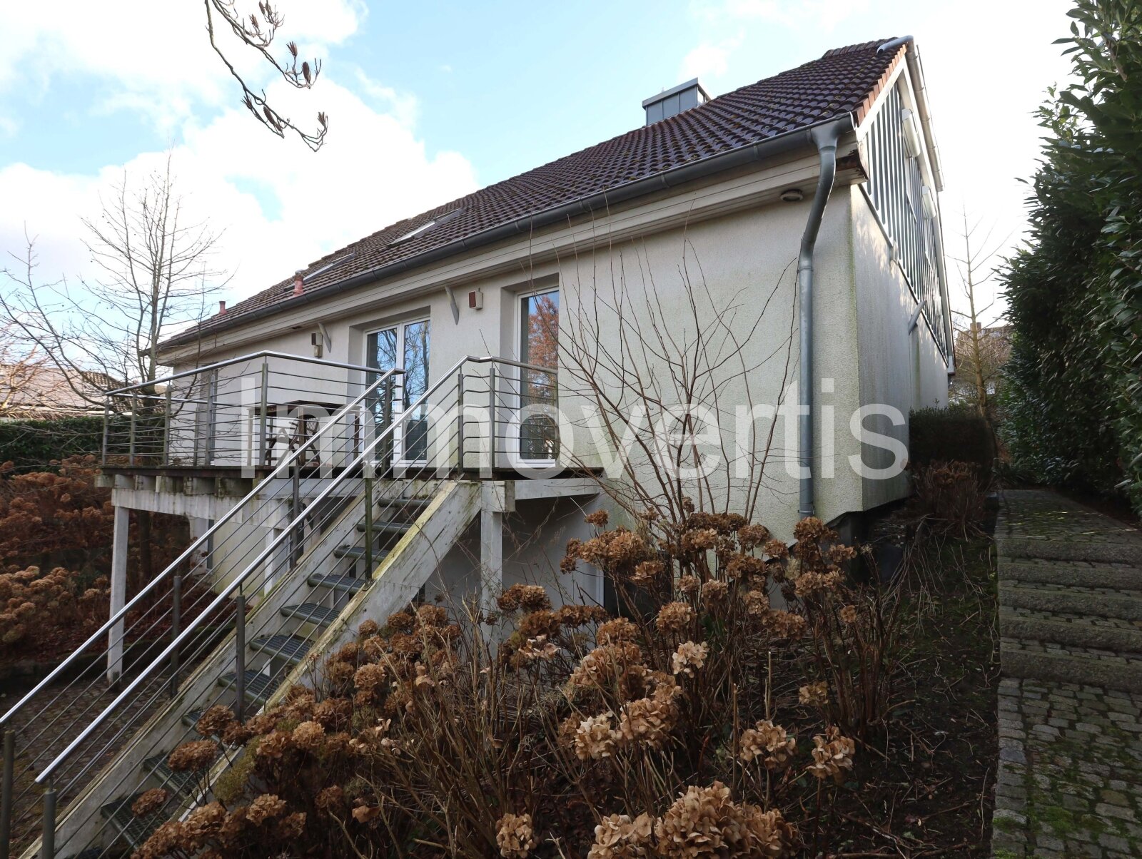 Außergewöhnliches Wohnhaus im malerischen Auetal