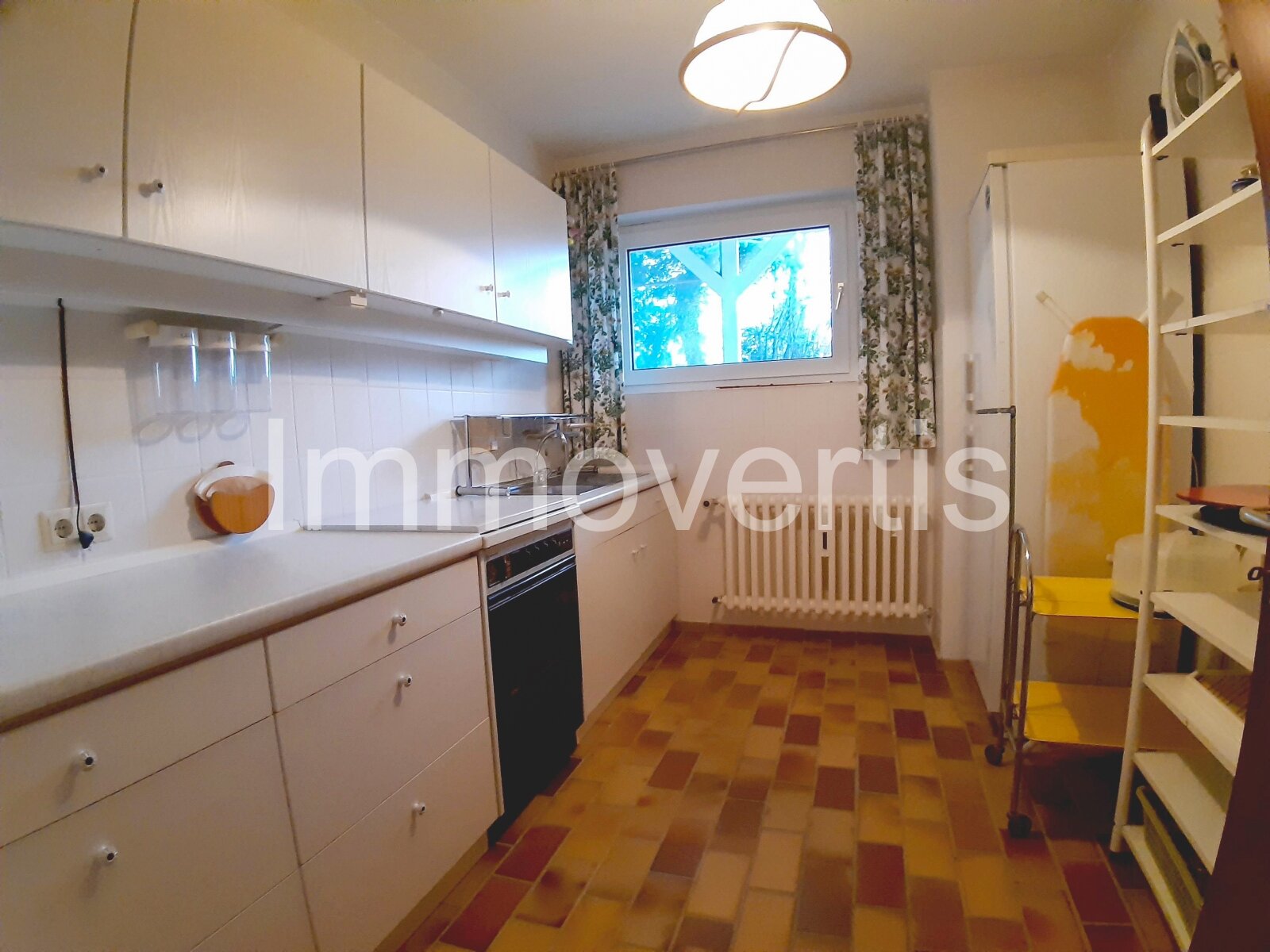 Vielseitiges Einfamilienhaus mit Einliegerwohnung, Sauna und Fernblick