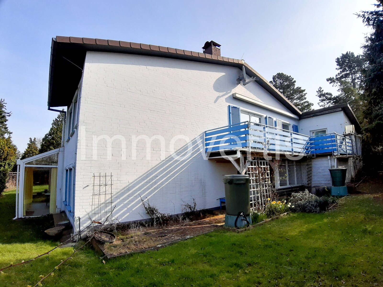 Vielseitiges Einfamilienhaus mit Einliegerwohnung, Sauna und Fernblick