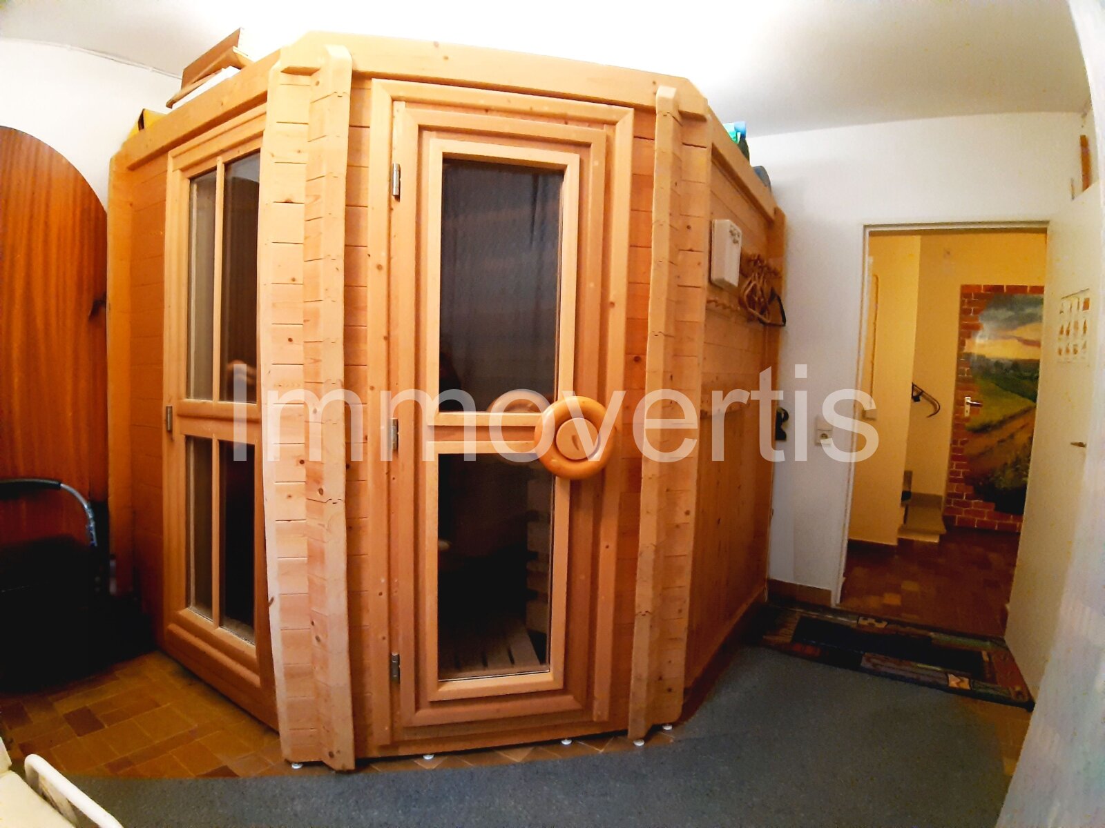 Vielseitiges Einfamilienhaus mit Einliegerwohnung, Sauna und Fernblick