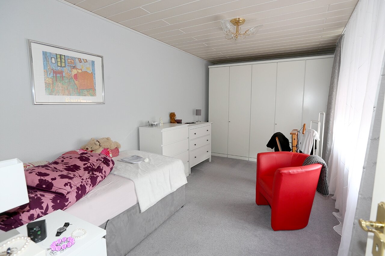 Haus-1 Zimmer 2 Haus-1 Zimmer 2